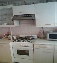 фото кухни в 2-комнатной на продажу Правдинск